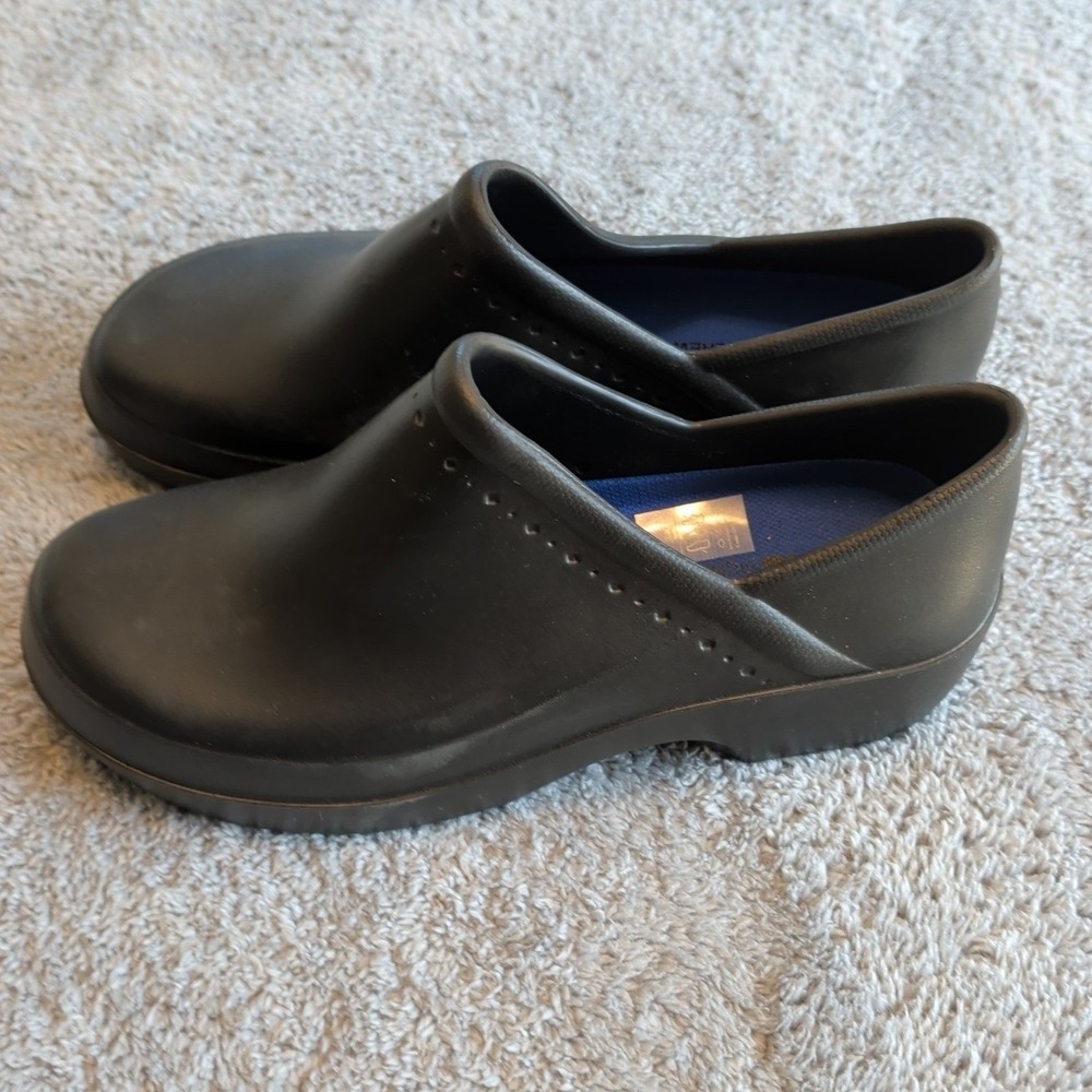 Shoes For Crews Women's Sz 10 Clog Work Slip/Oil Resistant Black 66709 NWOB